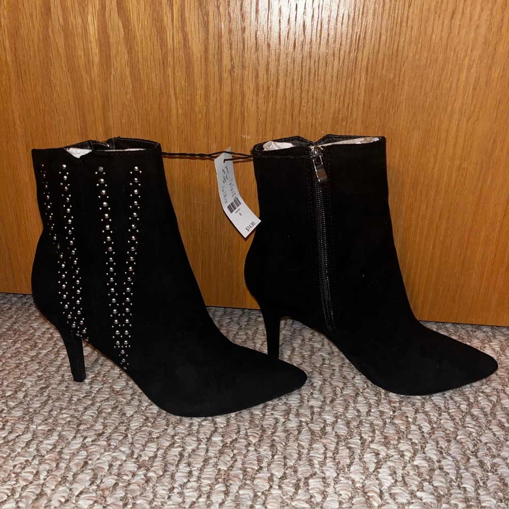 NWT New York & Company Elegant Black Boots